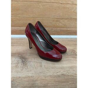 EUC Jessica Simpson Round Toe Pumps